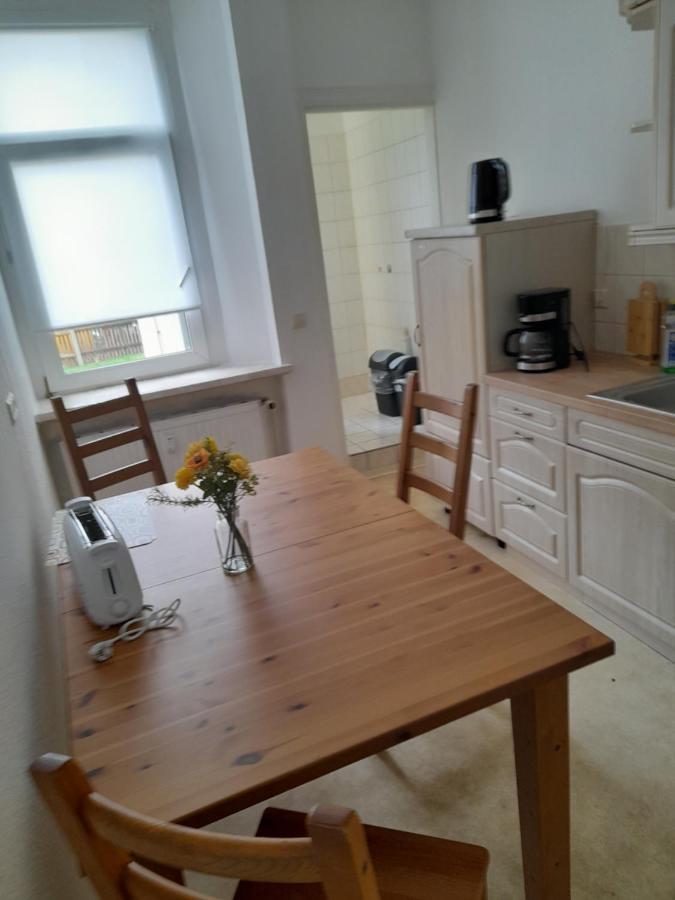 70 Qm Ferienwohnung Mit 2 Schlafzimmern ซวิคเคา ภายนอก รูปภาพ